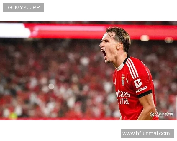 德甲焦点战曼联与本菲卡战平神秘门将神扑瞬间引发全场热议