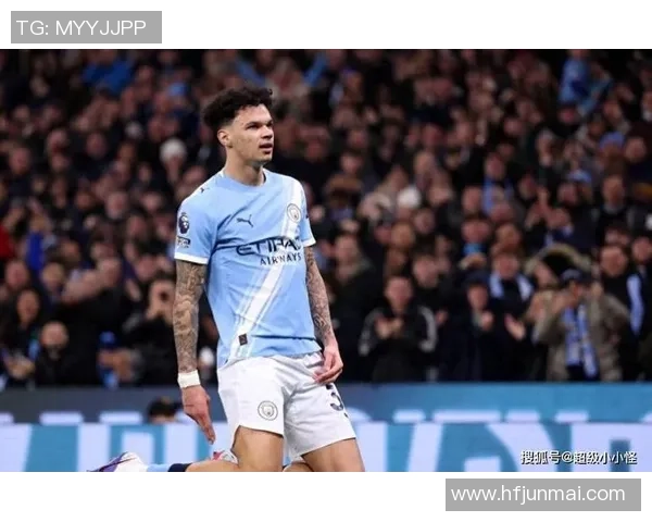 英超激战曼城逆转那不勒斯争议判罚引发全场热议